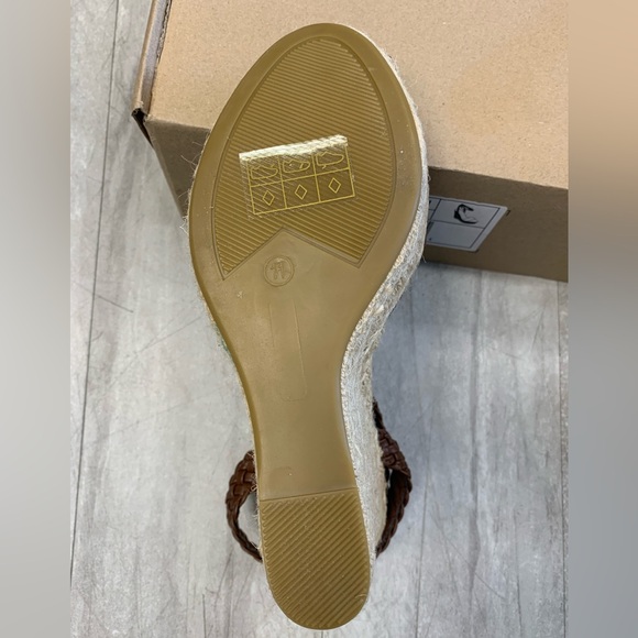 NEW Journee Collection Wedges Size 11 - Picture 4 of 5